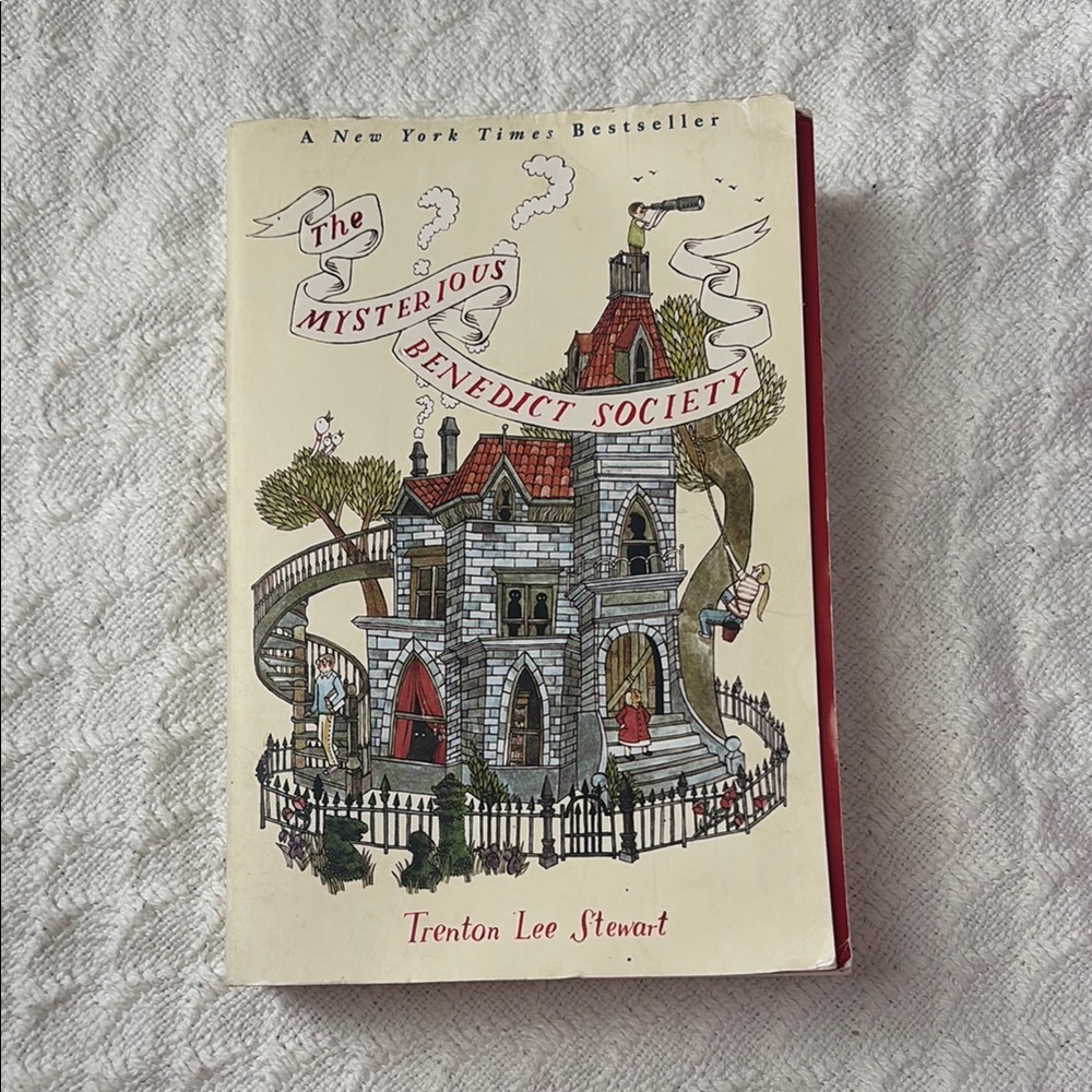 The Mysterious Benedict Society Paperback Book
